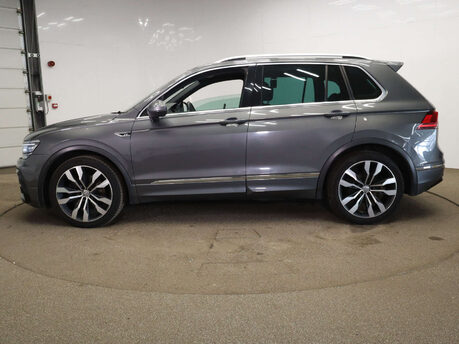 Volkswagen Tiguan 2.0 Tiguan R-Line TDI BlueMotion Technology 4Motion Semi-Auto 4WD 5dr 15