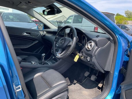 Mercedes-Benz A Class 1.5 A 180 D Sport Premium 5dr 19