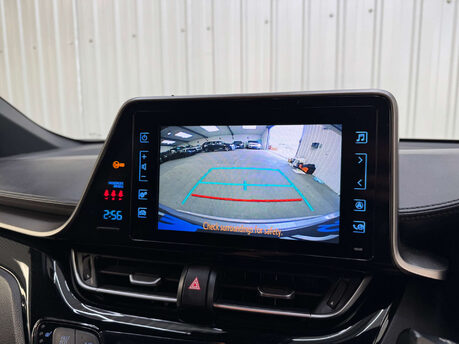Toyota C-HR 1.8 C-HR Design HEV CVT 5dr 86