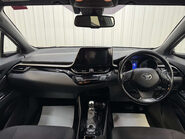 Toyota C-HR 1.8 C-HR Design HEV CVT 5dr 71