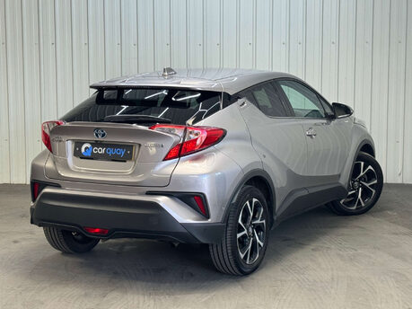 Toyota C-HR 1.8 C-HR Design HEV CVT 5dr 33