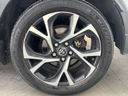 Toyota C-HR 1.8 C-HR Design HEV CVT 5dr 21