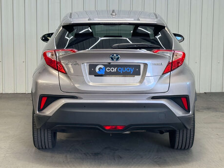 Toyota C-HR 1.8 C-HR Design HEV CVT 5dr 39