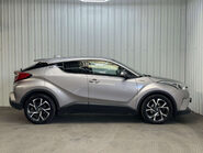 Toyota C-HR 1.8 C-HR Design HEV CVT 5dr 29