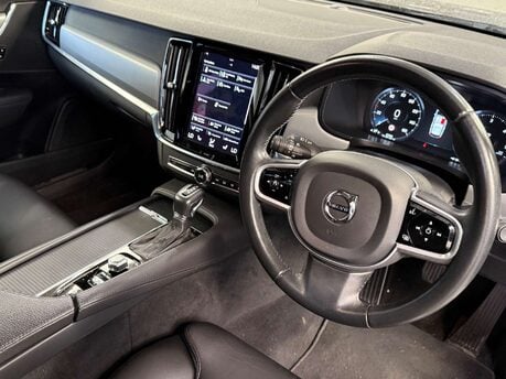 Volvo V90 2.0 V90 Momentum+ D4 Auto 5dr 2