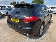 Porsche Cayenne 3.0 Cayenne V6 D Tiptronic 4WD 5dr 16