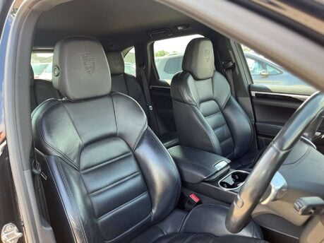 Porsche Cayenne 3.0 Cayenne V6 D Tiptronic 4WD 5dr 13