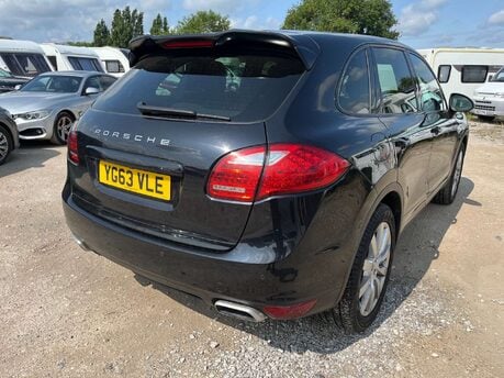Porsche Cayenne 3.0 Cayenne V6 D Tiptronic 4WD 5dr 16