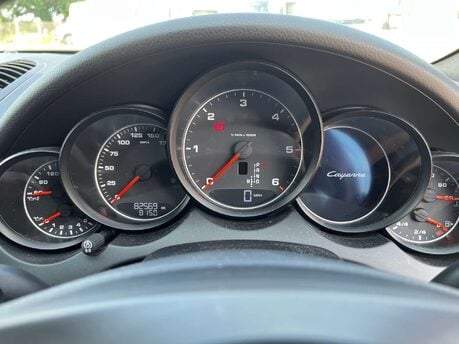 Porsche Cayenne 3.0 Cayenne V6 D Tiptronic 4WD 5dr 21