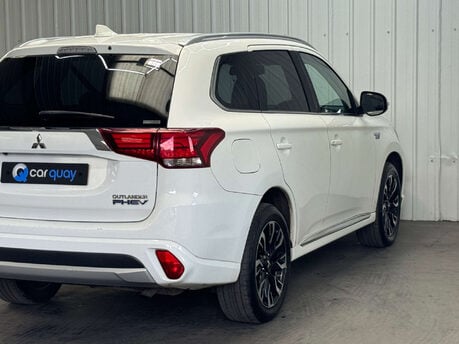 Mitsubishi Outlander 2.0 Outlander Juro PHEV CVT 4WD 5dr 15