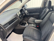 Mitsubishi Outlander 2.0 Outlander Juro PHEV CVT 4WD 5dr 32