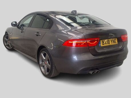 Jaguar XE 2.0 XE R-Sport D Auto 4dr 15