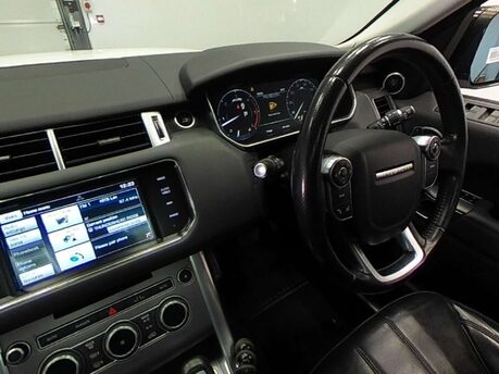 Land Rover Range Rover Sport 3.0 Range Rover Sport HSE SDV6 Auto 4WD 5dr 2