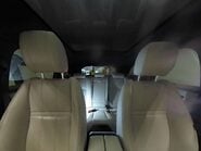 Land Rover Range Rover Velar 2.0 Range Rover Velar R-Dynamic SE D240 Auto 4WD 5dr 17