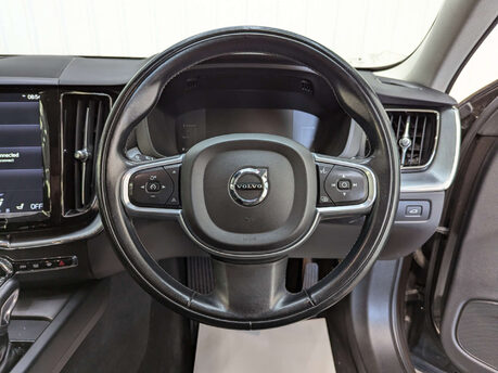 Volvo XC60 2.0 XC60 Momentum D4 AWD Auto 4WD 5dr 76