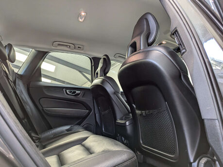 Volvo XC60 2.0 XC60 Momentum D4 AWD Auto 4WD 5dr 62