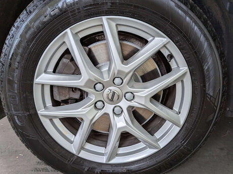 Volvo XC60 2.0 XC60 Momentum D4 AWD Auto 4WD 5dr 32