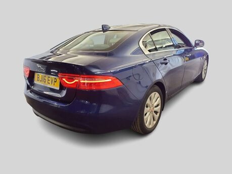 Jaguar XE 2.0 XE Portfolio D Auto 4dr 10