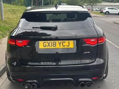 Jaguar F-Pace 2.0 F-PACE R-Sport AWD D Auto 4WD 5dr 9