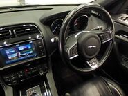 Jaguar F-Pace 2.0 F-PACE R-Sport AWD D Auto 4WD 5dr 3