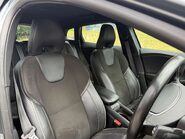 Volvo V40 2.0 V40 R-Design Nav T2 5dr 9