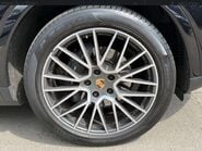 Porsche Cayenne 3.0 Cayenne V6 Auto 4WD 5dr 19
