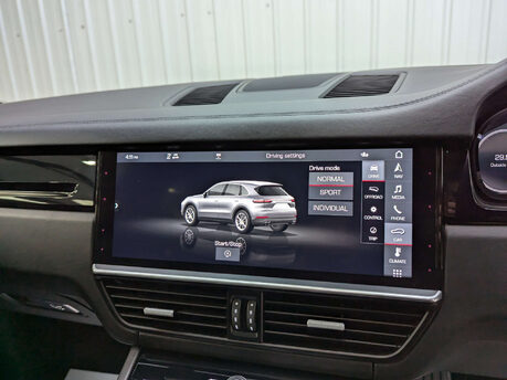 Porsche Cayenne 3.0 Cayenne V6 Auto 4WD 5dr 91