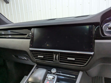 Porsche Cayenne 3.0 Cayenne V6 Auto 4WD 5dr 84