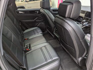 Porsche Cayenne 3.0 Cayenne V6 Auto 4WD 5dr 60