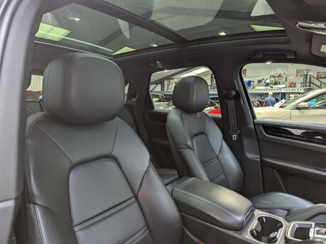 Porsche Cayenne 3.0 Cayenne V6 Auto 4WD 5dr 51