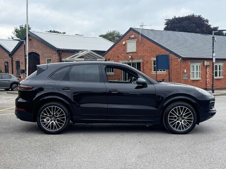 Porsche Cayenne 3.0 Cayenne V6 Auto 4WD 5dr 25