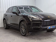 Porsche Cayenne 3.0 Cayenne V6 Auto 4WD 5dr 16