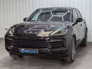 Porsche Cayenne 3.0 Cayenne V6 Auto 4WD 5dr 24