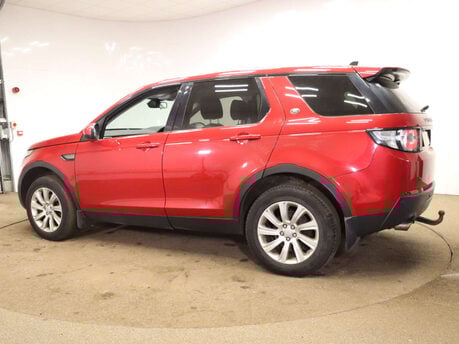 Land Rover Discovery Sport 2.0 Discovery Sport SE Tech TD4 4WD 5dr 17