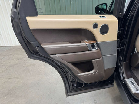 Land Rover Range Rover Sport 3.0 Range Rover Sport HSE Dynamic SDV6 Auto 4WD 5dr 70