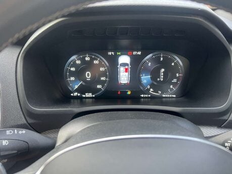 Volvo XC90 2.0 XC90 R-Design D5 PowerPulse AWD Auto 4WD 5dr 13