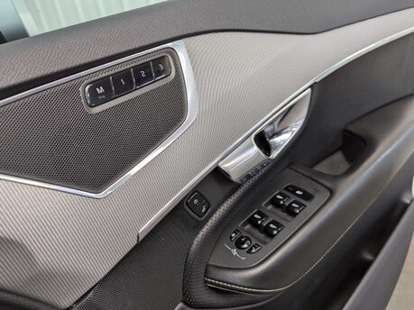Volvo XC90 2.0 XC90 R-Design D5 PowerPulse AWD Auto 4WD 5dr 89