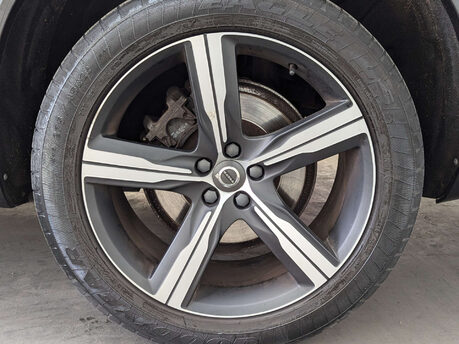 Volvo XC90 2.0 XC90 R-Design D5 PowerPulse AWD Auto 4WD 5dr 26