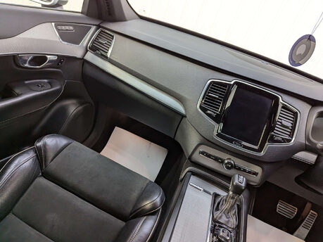 Volvo XC90 2.0 XC90 R-Design D5 PowerPulse AWD Auto 4WD 5dr 77