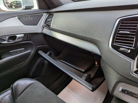 Volvo XC90 2.0 XC90 R-Design D5 PowerPulse AWD Auto 4WD 5dr 95