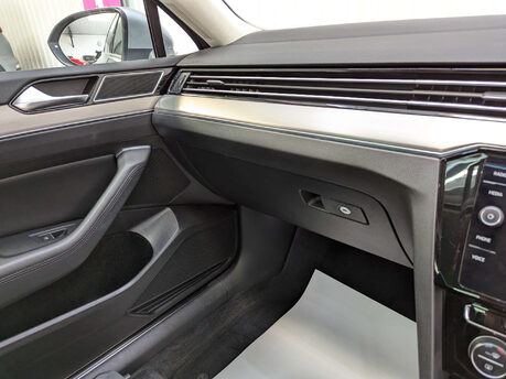Volkswagen Passat 1.5 Passat GT TSi Evo 4dr 84