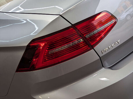 Volkswagen Passat 1.5 Passat GT TSi Evo 4dr 40