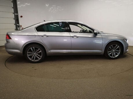 Volkswagen Passat 1.5 Passat GT TSi Evo 4dr 7