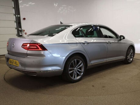 Volkswagen Passat 1.5 Passat GT TSi Evo 4dr 10