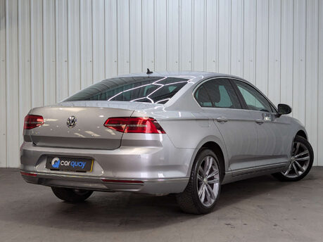Volkswagen Passat 1.5 Passat GT TSi Evo 4dr 30