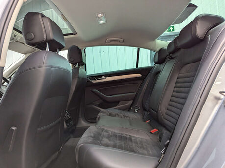 Volkswagen Passat 1.5 Passat GT TSi Evo 4dr 64