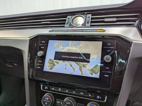 Volkswagen Passat 1.5 Passat GT TSi Evo 4dr 87