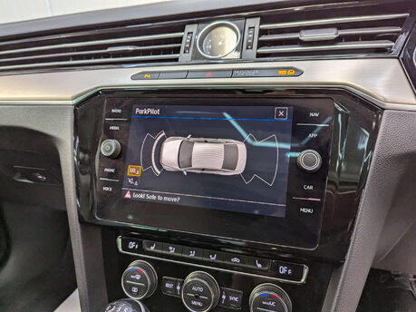 Volkswagen Passat 1.5 Passat GT TSi Evo 4dr 89