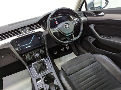 Volkswagen Passat 1.5 Passat GT TSi Evo 4dr 68