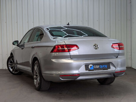 Volkswagen Passat 1.5 Passat GT TSi Evo 4dr 3
